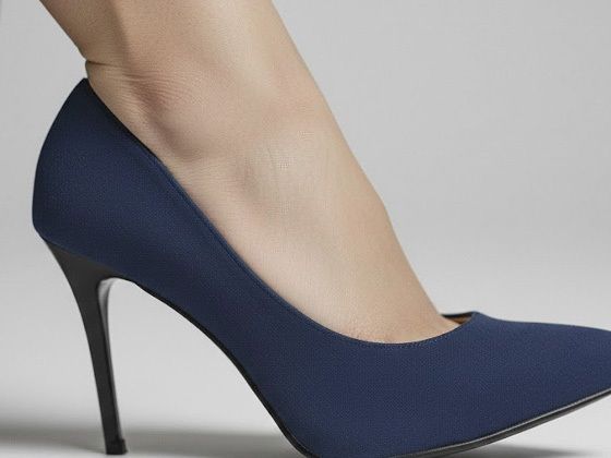 コンパニオンのあんよー11cmのピンヒール  エロ画像718512